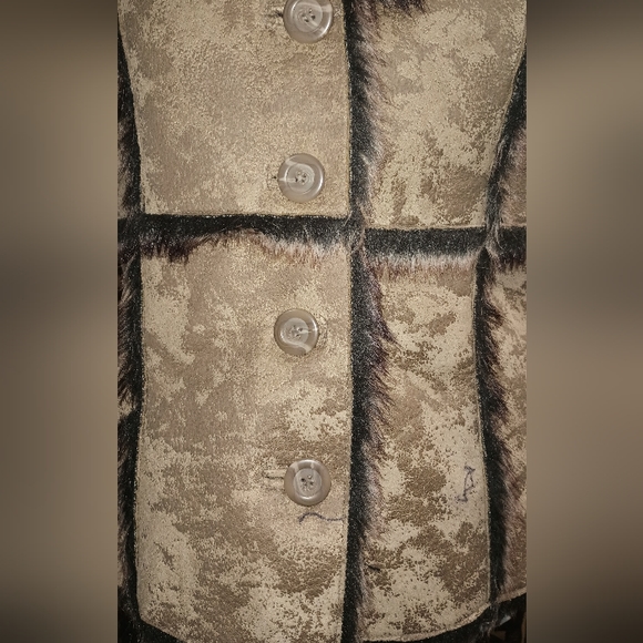 Avalanche Vest - Picture 3 of 10